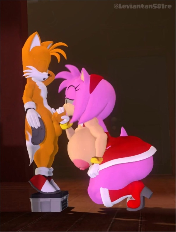 Amy sucking Tails